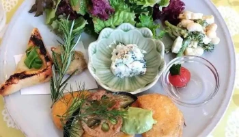 B＆h 新鮮野菜の創作料理 - 丹波篠山市