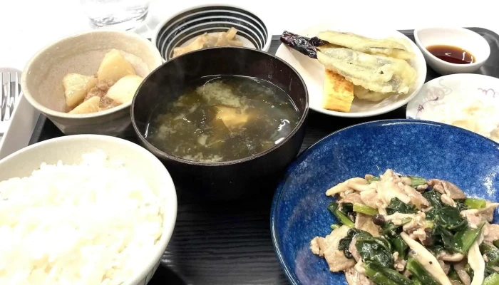 Cafeteria Basil -  どこ - 名寄市