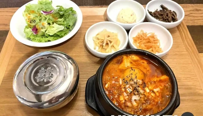 Korean Kitchen Kabukan -  キムチ - 刈谷市