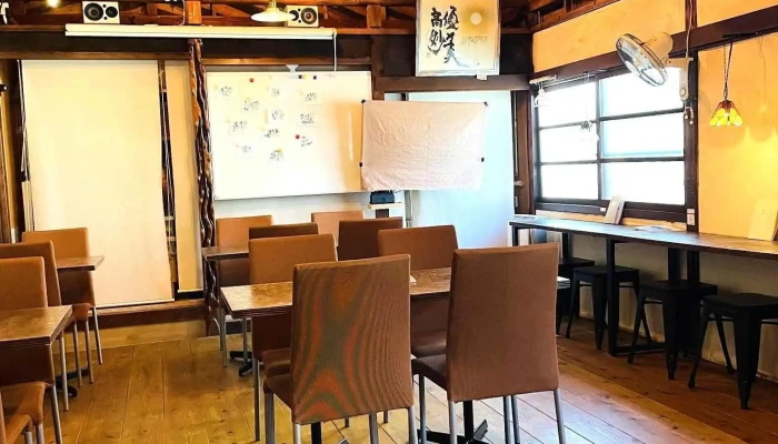 Salsa Curry -  玄米とスパイスのお店 サルサカレー姫路店 雰囲気 - 姫路市