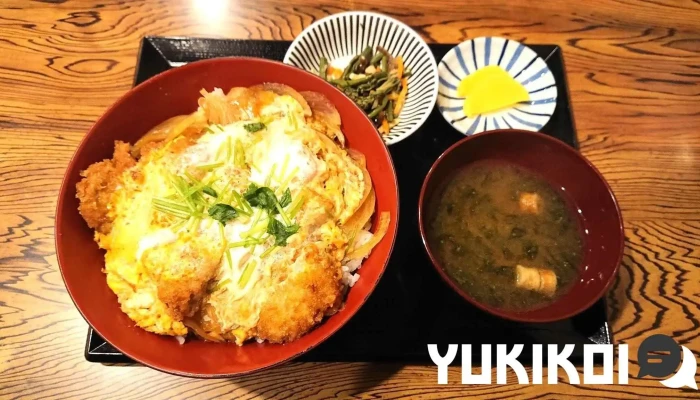 お食事処 ふみよし -  カツ丼 - 南陽市