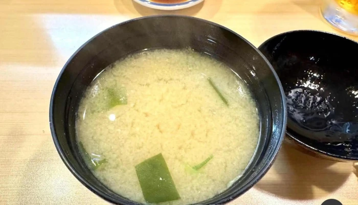 すし処 まる 味噌汁 - 小松市