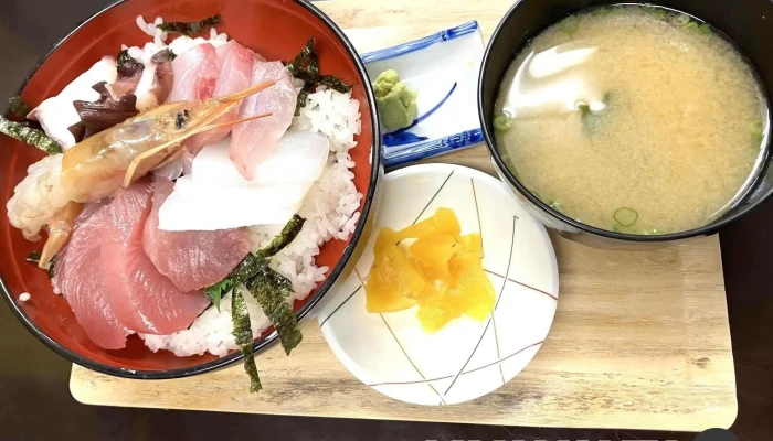 めしや脇田丸 伊津部店 -  料理飲み物 - 奄美市