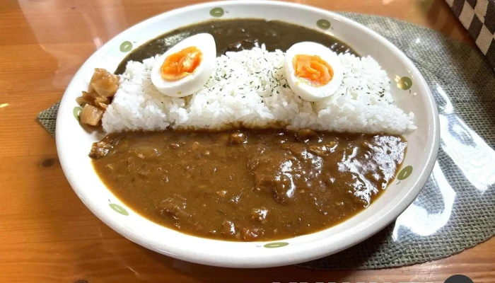 カレーやぽん太 -  料理飲み物 - 南陽市