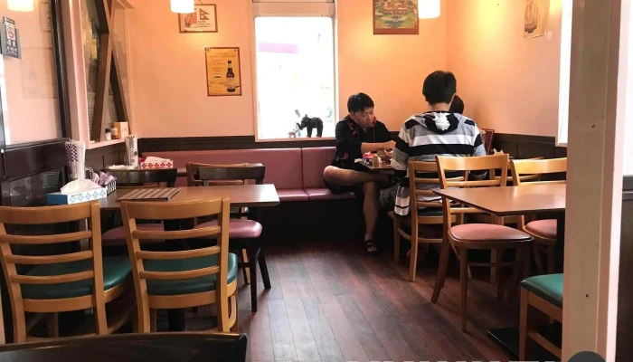カレーハウス Indian Restaurant Bar 雰囲気 - 新庄市