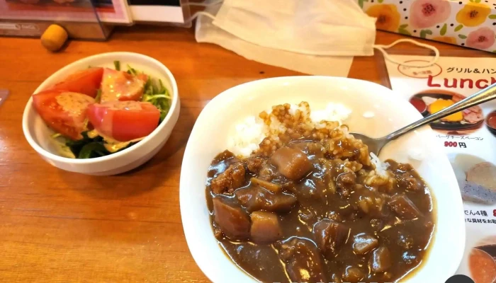 グリルハンバーグnino カレー - 羽咋市