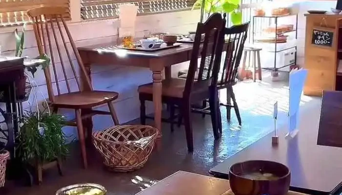 パトラカフェ 動画 - 萩市