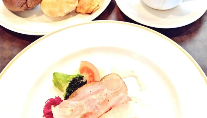 ベーカリーレストランサンマルク 京都伏見店 -  Instagram - 京都市