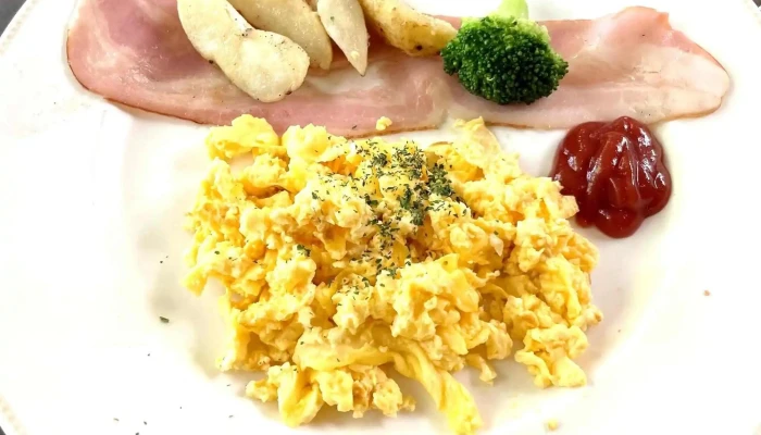 ベーカリーレストランサンマルク 京都伏見店 -  スクランブルエッグ - 京都市