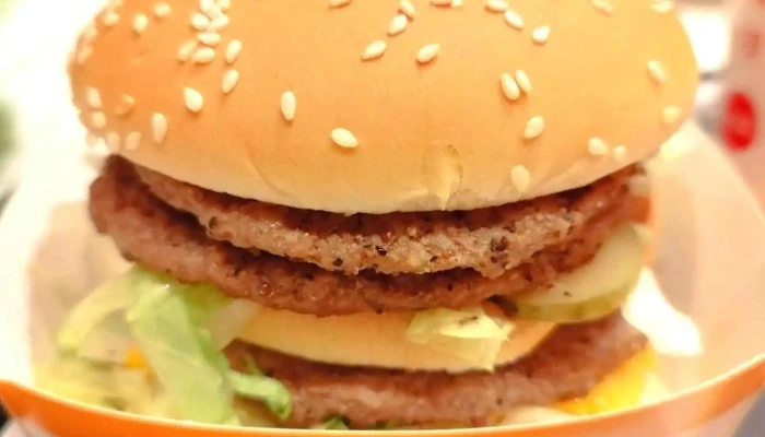 マクドナルド 小松店 -  コンフォートフード - 小松市