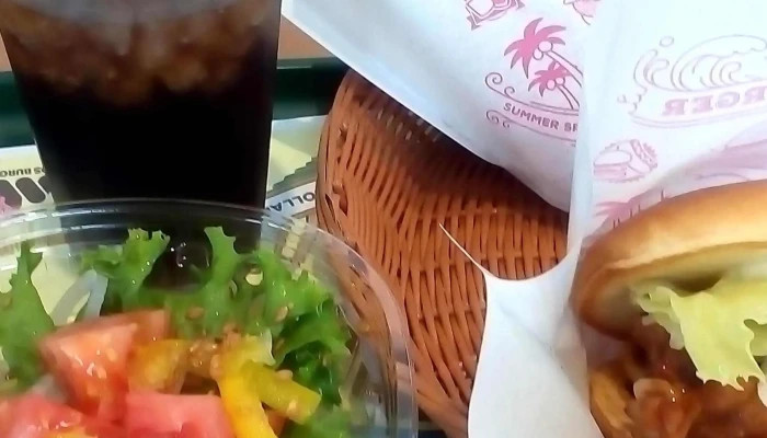 モスバーガー名寄店 -  営業中 - 名寄市