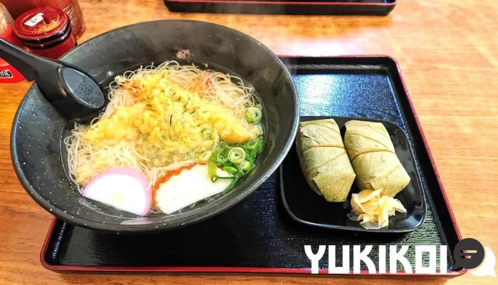 万直し本店 -  うどん - 桜井市