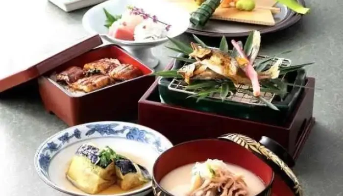 京懐石 美濃吉 烏丸四条店 -  スープ - 京都市