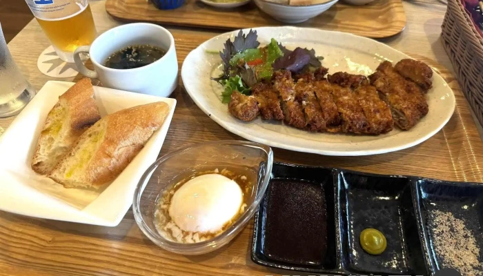 夜食堂 アースワインダイニング -  最新 - 橿原市