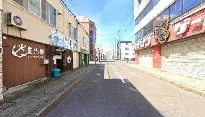 居酒屋作蔵 -  ストリートビューと 360 ビュー - 網走市