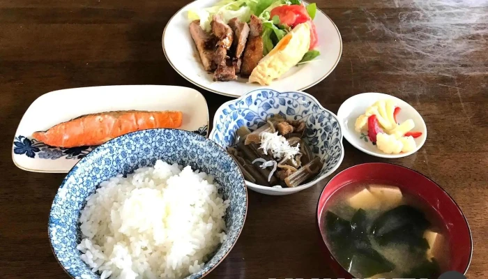 常前食堂 -  味噌汁 - 一戸町
