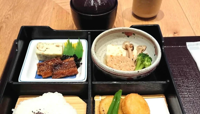 日本料理 松鶴 -  カタログ - 港区