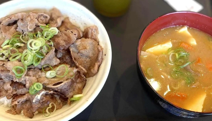 松屋 姫路飾磨店 -  カタログ - 姫路市
