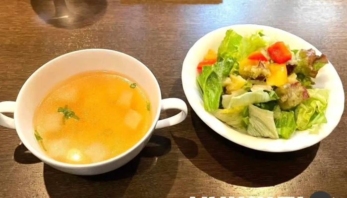 白耳蟻館ベルギーカン 味噌汁 - 日立市