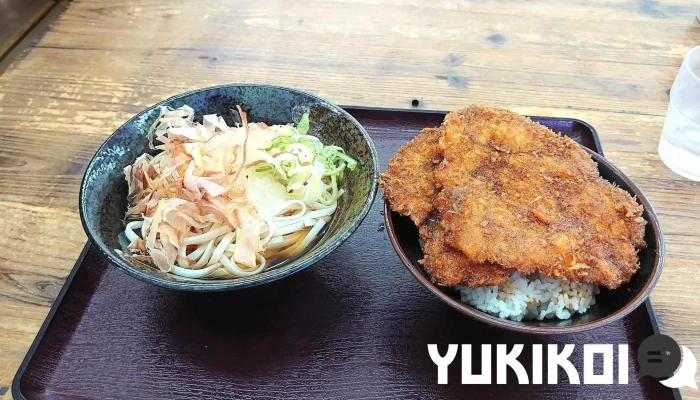 百姓屋三国店 -  カツ丼 - 坂井市