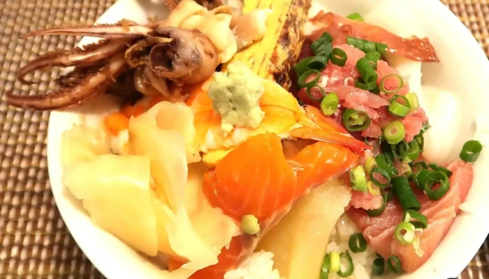 福とみ -  丼物 - 二戸市