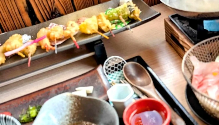 舞妓飯 嵐山店 -  動画 - 京都市