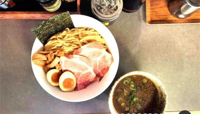 讃岐らぁ麺 伊吹いりこセンター -  スープ - 観音寺市