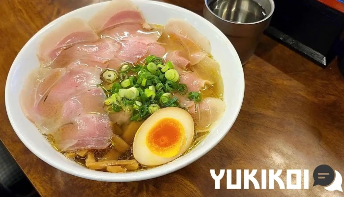 讃岐らぁ麺 伊吹いりこセンター - 観音寺市