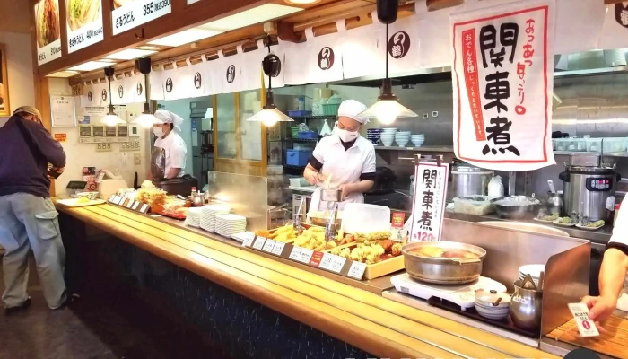 鶴丸饂飩本舗 桜井上ノ庄店 -  雰囲気 - 桜井市