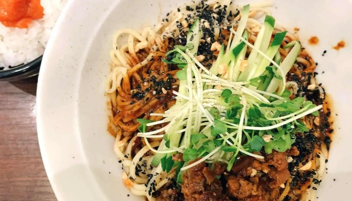 麺屋空海 品川グランパサージュ店 -  近く - 港区